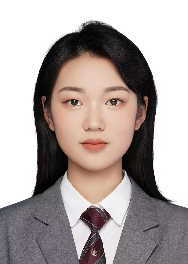 方歆怡.jpg